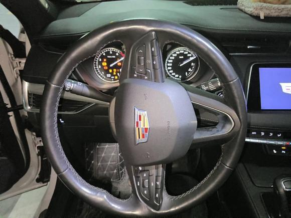 [苏州·苏U] 二手凯迪拉克凯迪拉克XT42018款 28T 两驱领先运动型