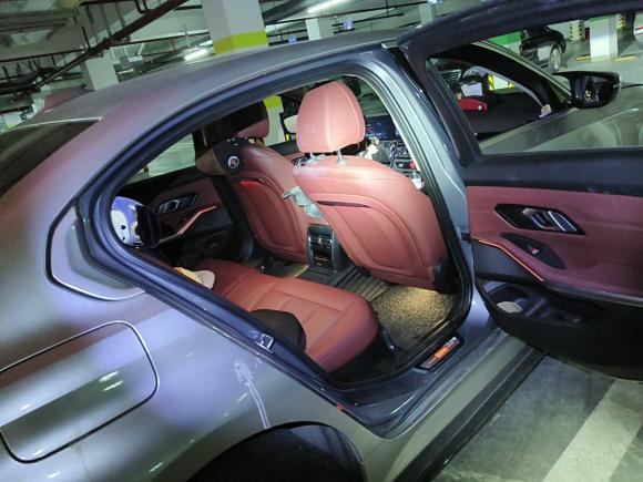 [上海·沪A] 二手宝马宝马i32022款 eDrive 35 L