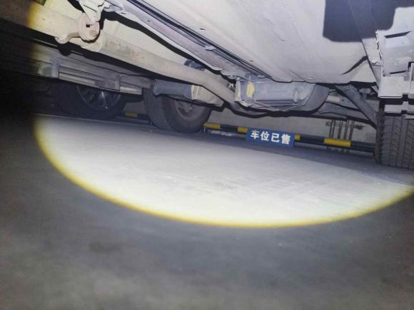 [成都·川X] 二手路虎神行者22013款 2.2T SD4 SE柴油版