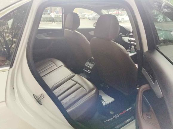 [西安·陕A] 二手奥迪奥迪A4L2018款 30周年年型 40 TFSI 时尚型