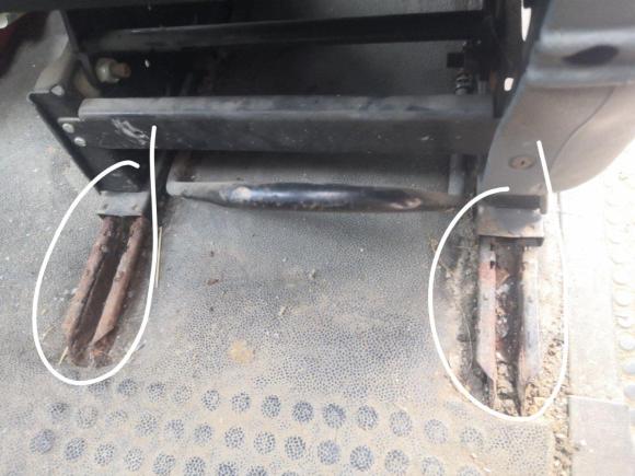 [成都·苏B] 二手福特经典全顺2013款 2.8T柴油物流型短轴中顶JX493ZLQ4