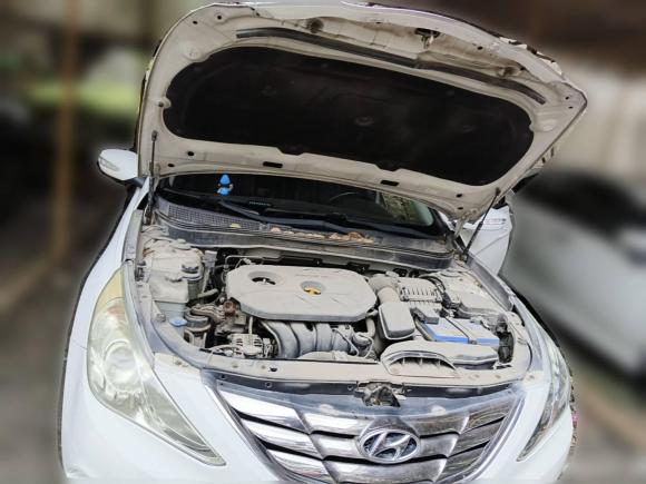 [上海·沪A] 二手现代索纳塔2013款 2.0L 自动领先版