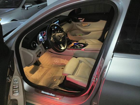 [南京·苏A] 二手奔驰奔驰C级2016款 C 200 L 运动型