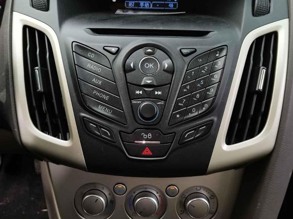 [上海·沪A] 二手福特福克斯2012款 三厢 1.6L 手动舒适型