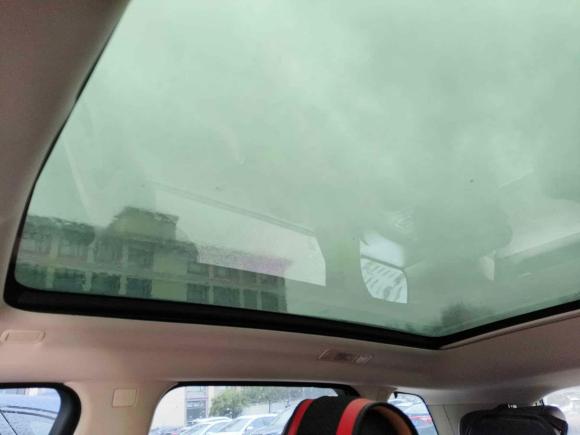 [上海·鄂A] 二手路虎揽胜极光2016款 2.0T SE PLUS 智享版