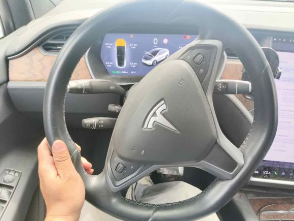[上海·沪A] 二手特斯拉Model X2017款 Model X 100D 长续航版