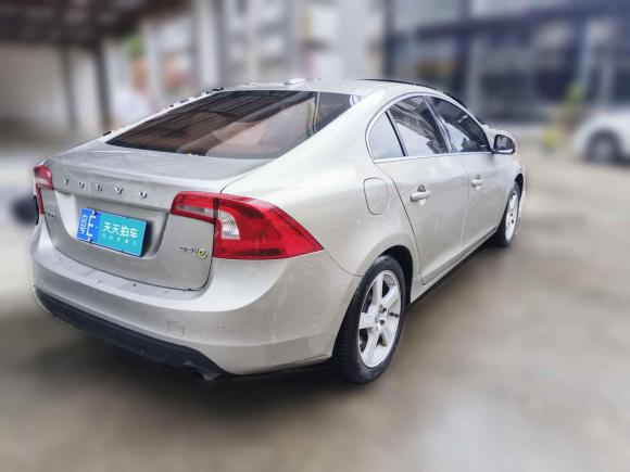 [佛山·粤E] 二手沃尔沃沃尔沃S602012款 1.6T DRIVe 智雅版