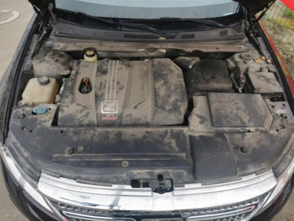 [上海·皖A] 二手众泰众泰Z7002016款 1.8T DCT尊贵型