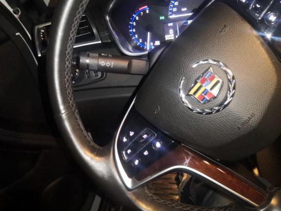 [北京·京F] 二手凯迪拉克凯迪拉克SRX2012款 3.0L 精英型