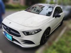 [上海·沪D] 奔驰奔驰A级2020款 改款 A 220 L 4MATIC 运动轿车