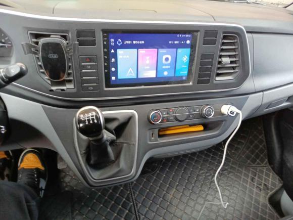 [无锡·苏B] 二手上汽大通MAXUS上汽大通MAXUS 新途V802021款 2.0T 手动经典傲运通127PS中轴中顶6/7/8/9座