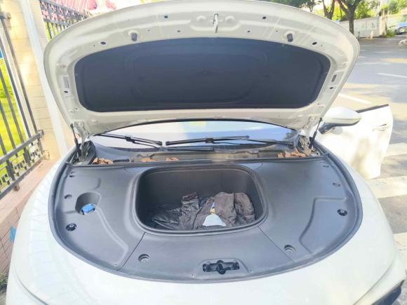 [广州·粤A] 二手哪吒汽车哪吒S2022款 纯电 650km 四驱大版