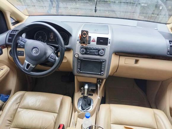 [无锡·苏B] 二手大众途安2011款 1.4T DSG智臻版7座