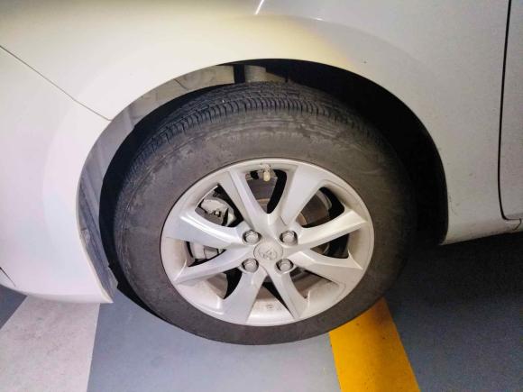 [上海·沪G] 二手丰田YARiS L 致炫2016款 改款 1.5E CVT魅动版