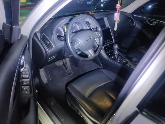 [深圳·粤B] 二手英菲尼迪英菲尼迪Q502014款 2.0T 舒适版