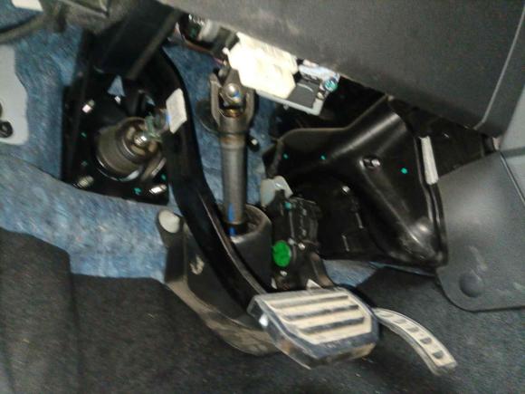 [佛山·粤R] 二手吉利汽车远景S12018款 1.5L CVT锋驰型