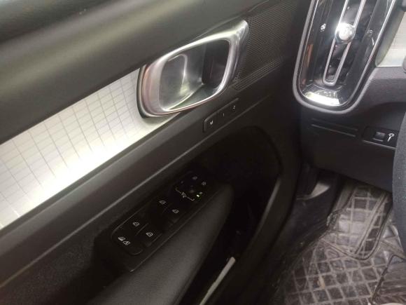 [南京·苏A] 二手沃尔沃沃尔沃XC402020款 T3 智行时尚版