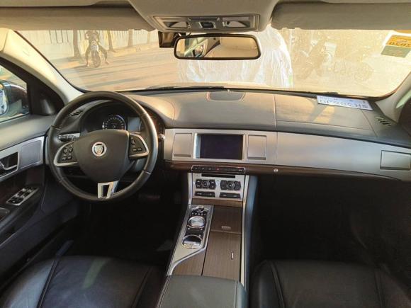 [广州·粤R] 二手捷豹捷豹XF2013款 XF 2.0T 风华版