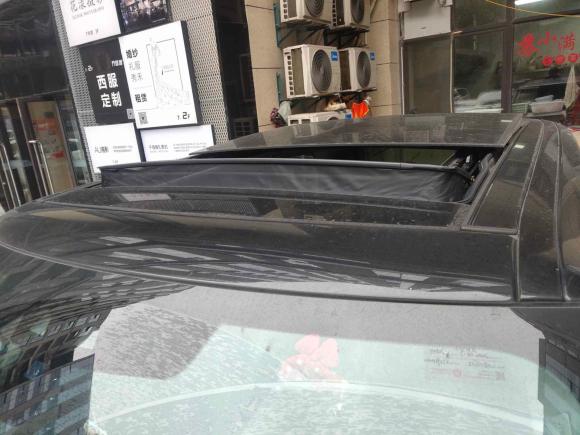 [苏州·苏E] 二手路虎揽胜2018款 3.0 SC V6 Vogue 传世版