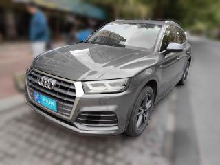 奥迪奥迪Q5L2020款改款40TFSI荣享时尚型
