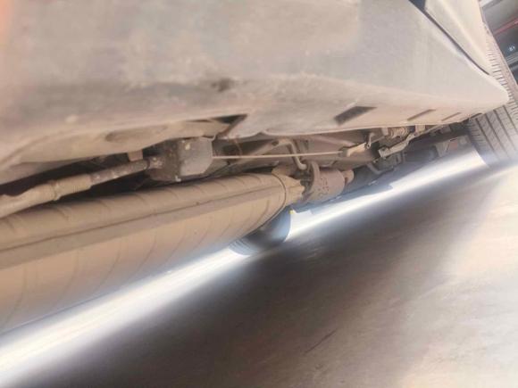 [上海·沪C] 二手比亚迪比亚迪S72015款 2.0T 升级版 自动尊贵型