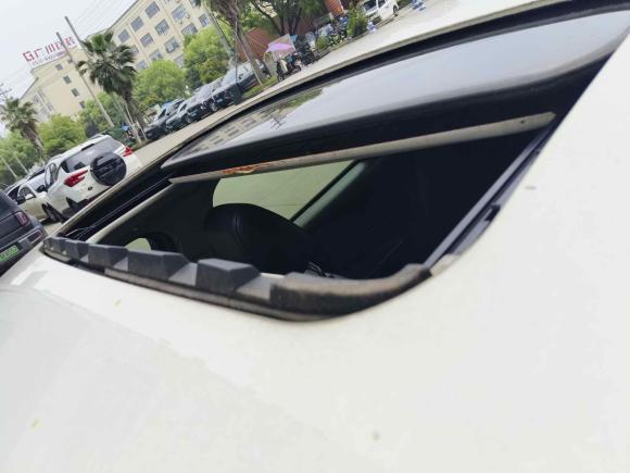 [温州·浙C] 二手福特福克斯2012款 三厢 1.6L 自动风尚型