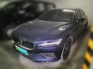 沃尔沃沃尔沃S60新能源2022款 T8 E驱混动 四驱智逸豪华版