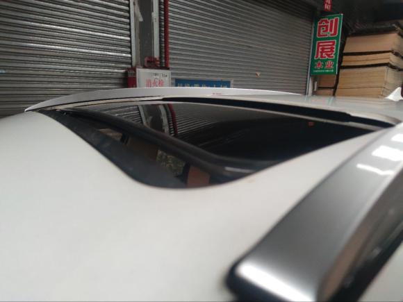 [广州·湘D] 二手奔腾奔腾X402017款 1.6L 自动互联智酷型