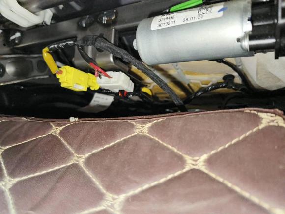 [济南·鲁A] 二手荣威荣威RX82019款 30T 智联网两驱超群旗舰版