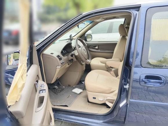 [南京·苏A] 二手别克别克GL82013款 2.4L 经典版