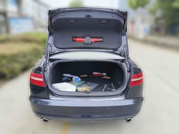 [无锡·苏B] 二手奥迪奥迪A6L2011款 2.8 FSI 舒适型