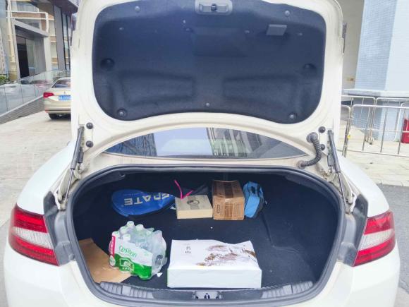 [广州·粤A] 二手捷豹捷豹XF2015款 XF 2.0T 风华版