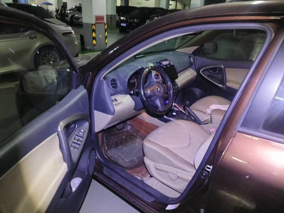 [深圳·粤B] 二手丰田RAV4荣放2011款 2.0L 自动经典版