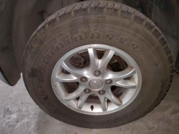 [上海·津J] 二手双龙爱腾2011款 2.3L 两驱舒适汽油版