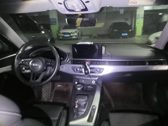 [武汉·鄂A] 二手奥迪奥迪A4L2020款 40 TFSI 时尚动感型