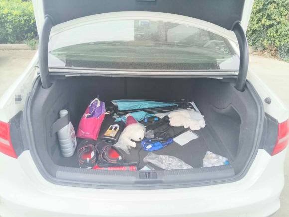 [上海·沪B] 二手奥迪奥迪A4L2016款 35 TFSI 典藏版 S line舒适型