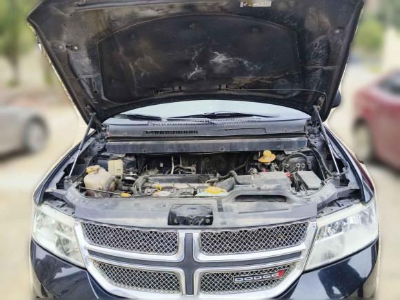 [南昌·赣G] 二手道奇酷威2013款 2.4L 两驱尊尚版