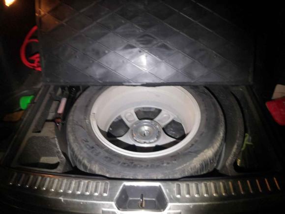 [成都·川B] 二手奔腾奔腾X802013款 2.0L 自动豪华型