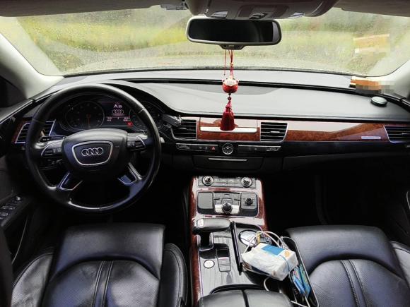[武汉·鄂A] 二手奥迪奥迪A82011款 A8L 3.0 TFSI quattro豪华型(213kW)