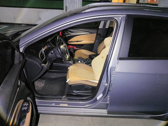 [济南·鲁B] 二手别克阅朗2018款 18T 自动旗舰型