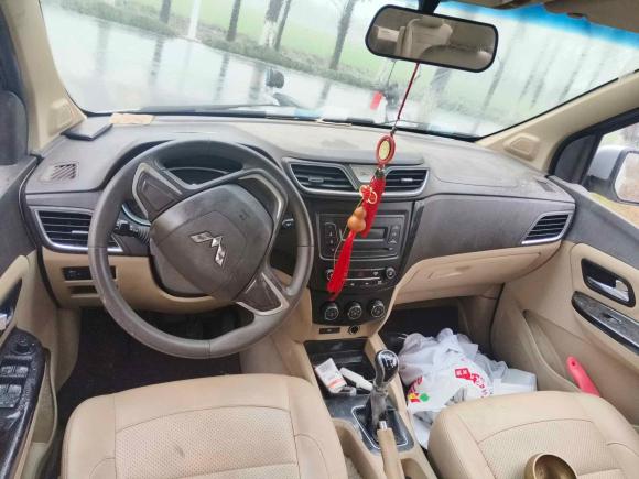 [上海·豫D] 二手五菱汽车五菱宏光2015款 1.5L S1舒适国V