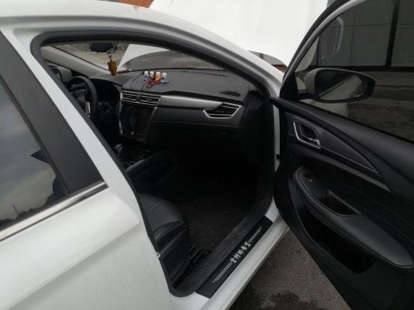 [上海·赣L] 二手荣威荣威i52020款 1.5L 自动4G互联领豪旗舰版