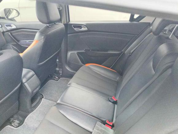 [杭州·浙A] 二手宝骏宝骏3102017款 1.5L 自动时尚型