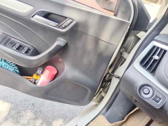 [上海·沪A] 二手荣威荣威i6新能源2017款 45T 混动互联智享版