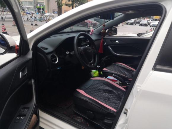 [成都·川A] 二手奇瑞瑞虎3x2018款 1.5L 自动精英版