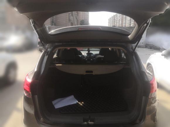 [芜湖·皖B] 二手现代北京现代ix352010款 2.0L 手动两驱新锐版GL