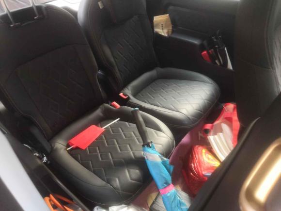 [杭州·浙A] 二手宝骏宝骏KiWi EV2022款 艺术家轻享版 三元锂