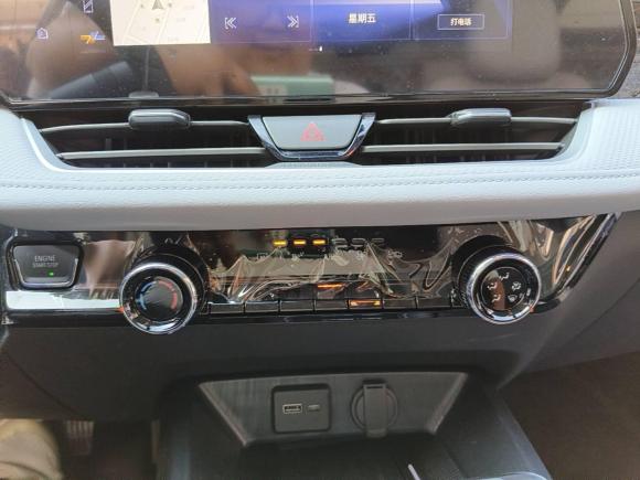 [无锡·苏D] 二手雪佛兰科鲁泽2024款 1.5L 双离合悦享版