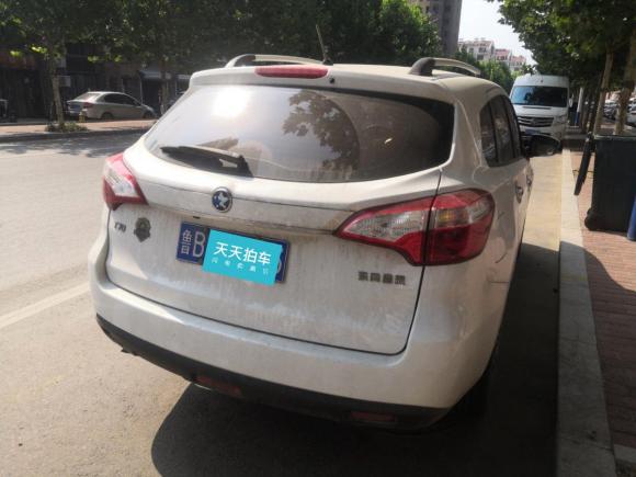 [青岛·鲁B] 二手启辰启辰T702016款 1.6L 手动睿行版