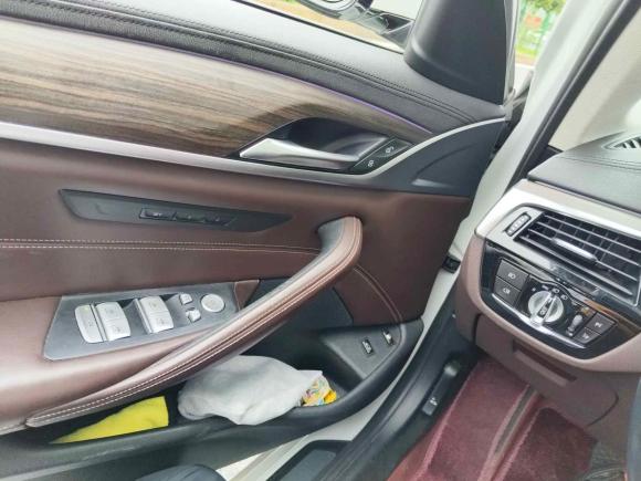 [成都·川A] 二手宝马宝马5系新能源2018款 530Le 豪华套装